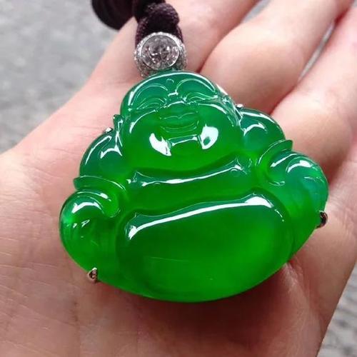 推荐理性看待的充满传奇色彩与博弈魅力的翡